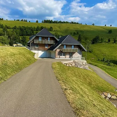 Bergchalet 55m2 Kuche/balkon/parkplatz Apartament *